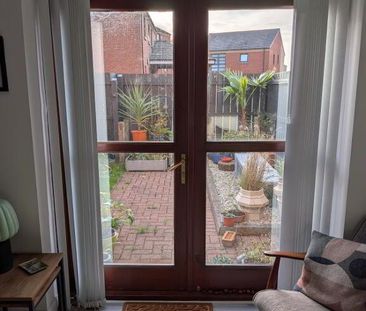 12 Rossmore Apartments, 48 Rossmore Drive, Belfast, BT7 3LA - Photo 6