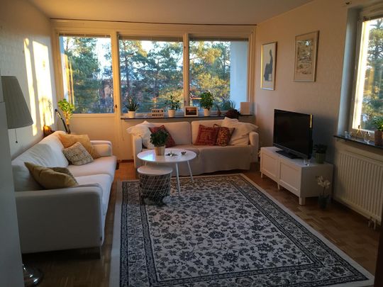 Idunvägen, Handen - Photo 1