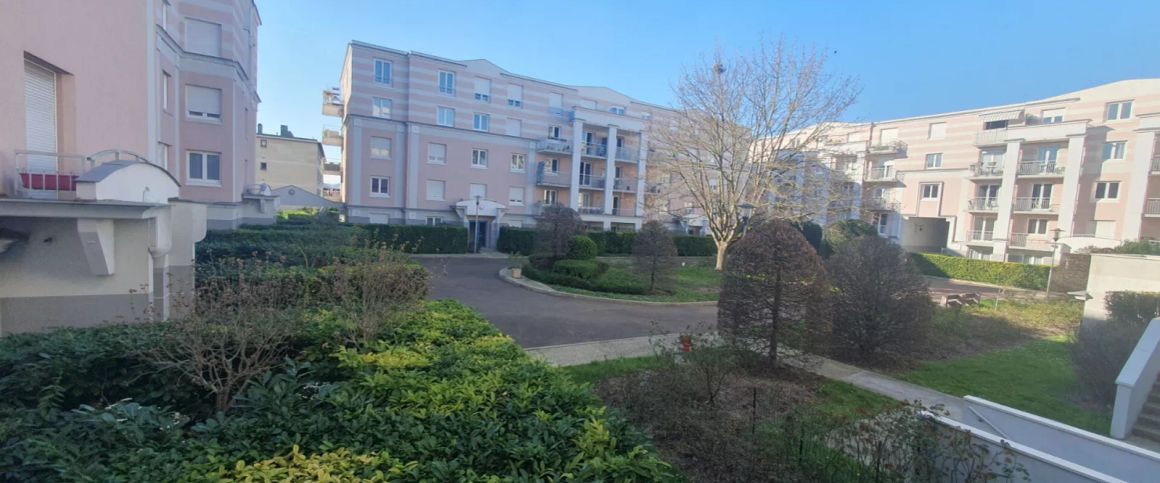 Appartement MEUBLE L'Hay Les Roses 2 pièce(s) 31 m2 - Photo 1