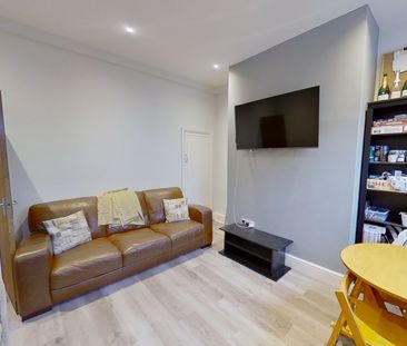 Broomfield Terrace, Headingley - Photo 2