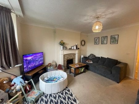 Walkers Way, Kenilworth, CV8 - Photo 2