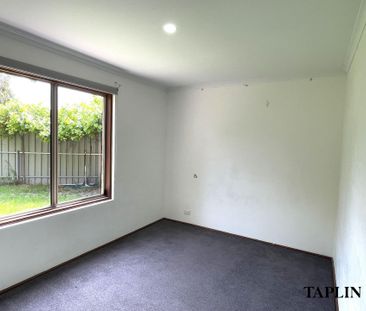 16 Balee Road, Happy Valley - Photo 2