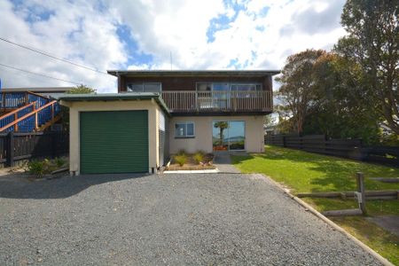 2 bedroom, 2 bathroom property in Snells Beach - Photo 5