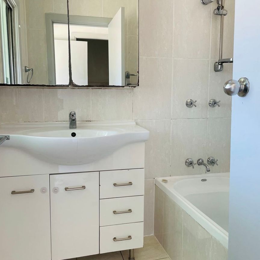 332 Victoria Road, Marrickville NSW 2204 - House For Rent | Domain - Photo 1