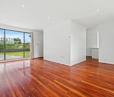 Spacious 3-Bedroom Home with Large Yard & New Kitchen - Photo 1