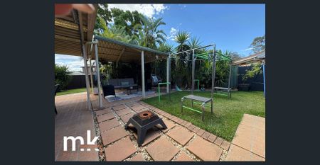 Style & Comfort - Photo 4