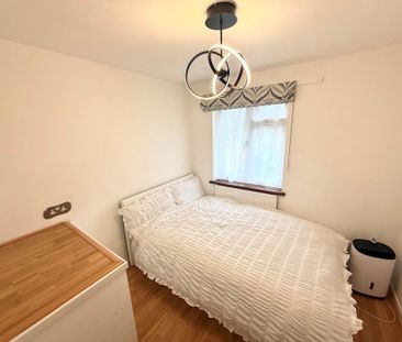 Mayes Close, Swanley BR8 - Photo 6