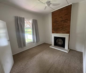 MODERN COTTAGE LIVING - Photo 4