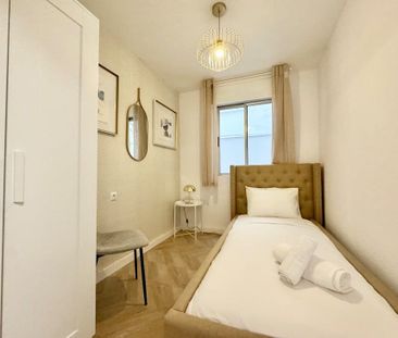 Calle Postigos, Málaga, Andalusia 29012 - Photo 4