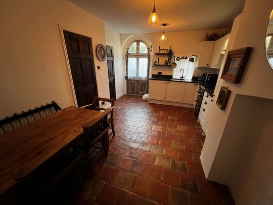 Church Hill, Eye, Hoxne - Photo 1