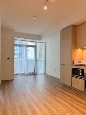 For Lease - 8 Interchange Way Unit# 4615, Vaughan, Ontario - Photo 3