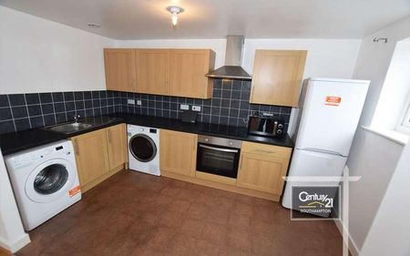 |ref: |, Hinkler Road, Southampton, SO19 - Photo 4