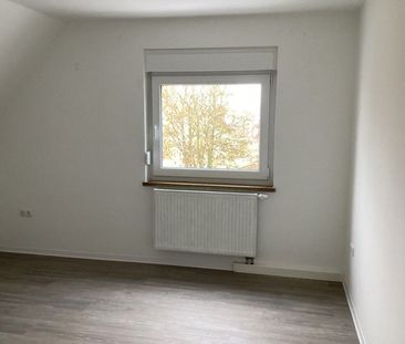 Ihre Zukunft - Ihre Wohnung: 2-Zi.-Dachgeschosswohnung - Foto 1