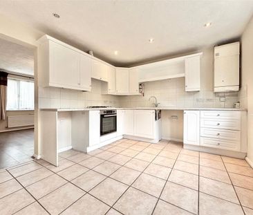 3 bedroom terraced house to rent - Photo 1