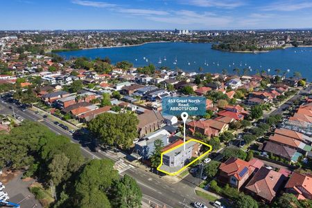 SPACIOUS 1 BEDROOM FLAT IN GREAT LOCATION - Photo 4