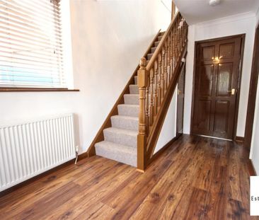 3 Bedroom House - Semi-Detached To Let - Photo 4