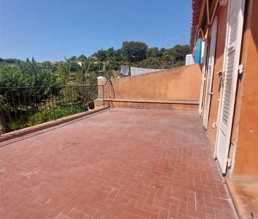 Location Appartement 3 pièces 62m² TRANS EN PROVENCE 83720 - Photo 4