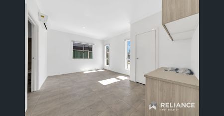 Prime location, all bills inclusive in the rent! - Photo 4