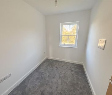 The Orchards, Ringmer, Lewes BN8 5FR - Photo 4