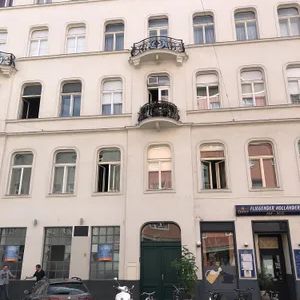 Sanierte 3-Zimmer Altbauwohnung Nähe Karmelitermarkt - Foto 2