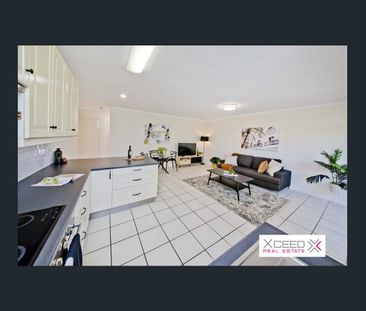 Coastal Villa Living in Scarborough - Photo 5