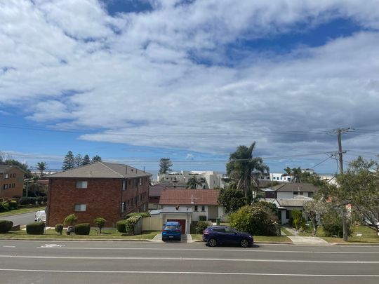 Two Bedroom Townhouse &excl; - Photo 1