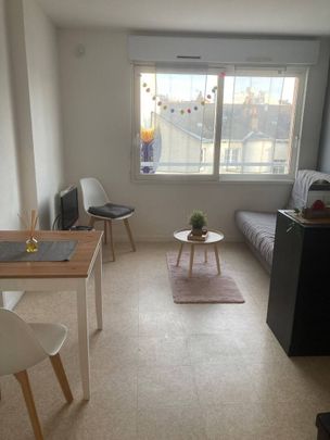 Loue studio meublé centre ville Nantes - Photo 1