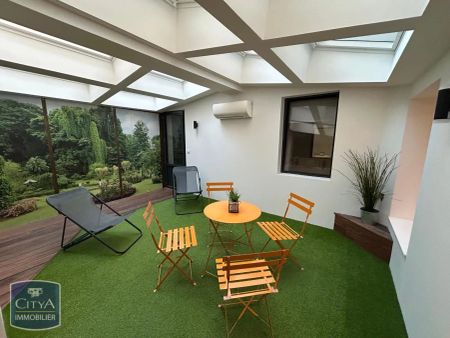 Appartement à louer 3 pièces 145m² - Photo 2