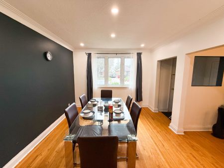 For Lease - 20 Bayard Avenue Unit# Main, Toronto, Ontario - Photo 4