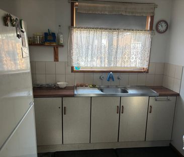 Low maintenance, 3 bedroom property ready to be enjoyed - Photo 5