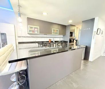 Alquiler de ático en Av Ingenieros De Riviera - Photo 5