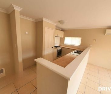 Spacious 3x2 Unit in a Quiet Complex - Photo 5