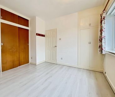 1 bedroom Apartment to let - Photo 3