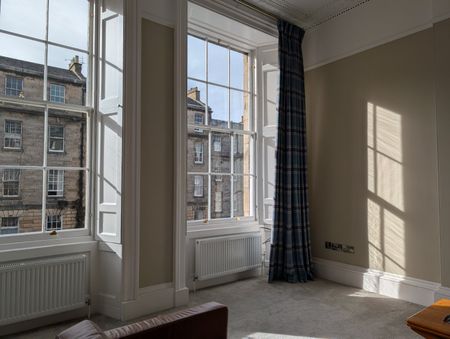 3 bedroom apartment to rent - Photo 4