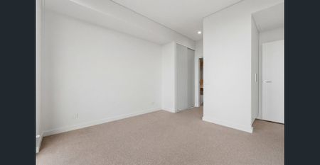 Urban living with Stunning Water Views - Photo 2