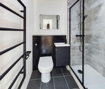 2 bedroom flat to rent - Photo 6