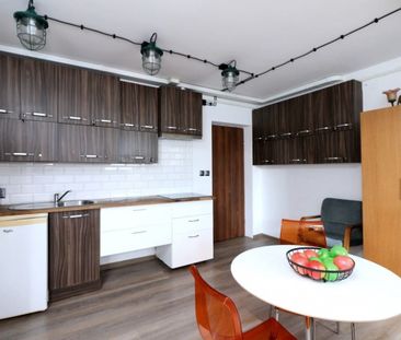 Kawalerka w kameralnym budynku na Zaciszu 20 m² - Фото 4