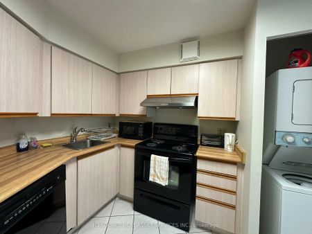 270 Queens Quay W #1907 - Photo 5