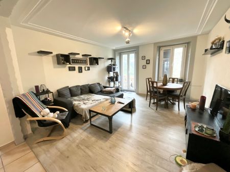 Super appartement de 4.5 pièces avec balcon - Photo 2