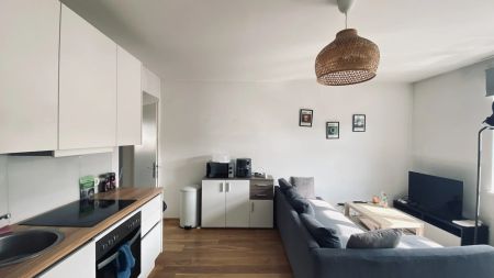 Geräumige Drei-Zimmer-Wohnung mit Loggia im Kremser Stadtzentrum - Photo 3