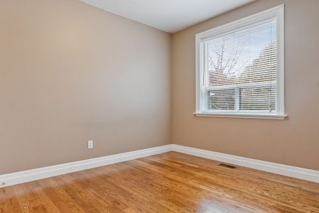 For Lease - 249 Southview Road Unit# UPPER, Oakville, Ontario - Photo 3