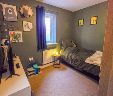 4 bedroom detached house to rent - Photo 5