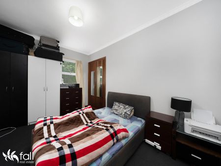 Versatile Property in a Prime Lindisfarne Location - Photo 5