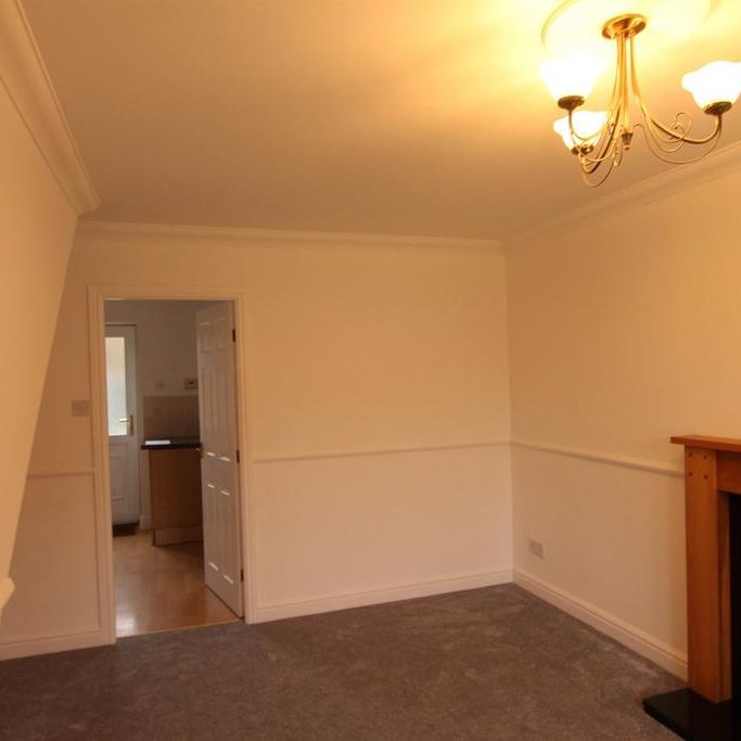 2 bedroom property to rent - Photo 1