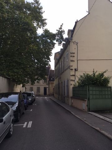 Location Appartement 1 pièce 17m² - Photo 2