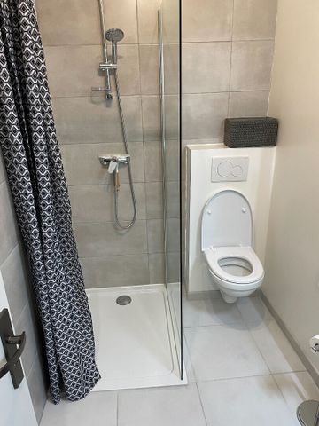 Charmant studio meublé GREOUX LES BAINS 28 m2 - Photo 5