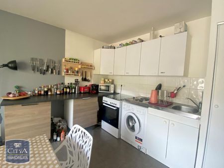 Location Appartement 2 pièces 41m² ST ETIENNE 42000 - Photo 3