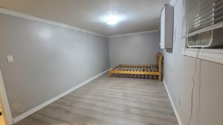 For Lease - 75 Mintwood Drive, Toronto, Ontario - Photo 4