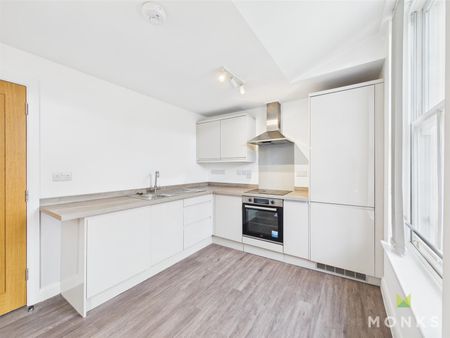 Apartment 3 5-9 Cross Street, Oswestry, SY11 2NF - Photo 3