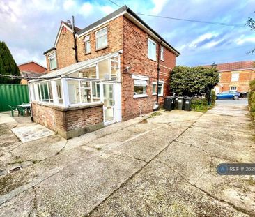 6 bedroom detached house to rent - Photo 3